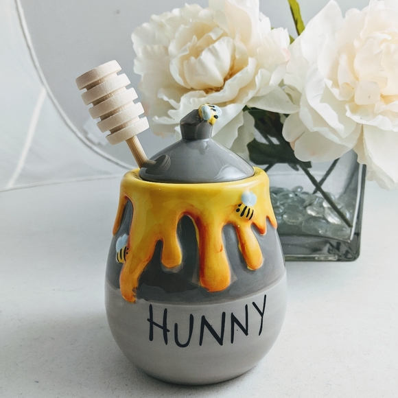 Disney Other - Disney Winnie the Pooh Honey Hunny